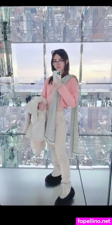 Aru Rinh OnlyFans Thumbnail #6msnT7H1xd