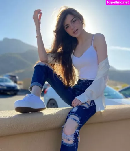 Aruuu OnlyFans Thumbnail #T2fG8ENzE7