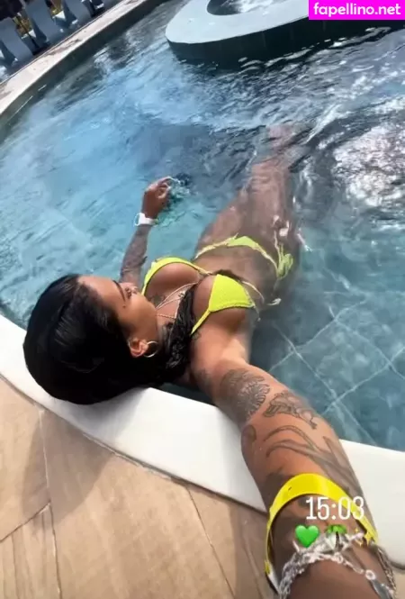 Aryadne Abranches OnlyFans Thumbnail #6Hms7hjGUz