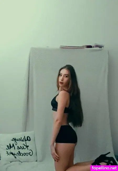 Aryayarol OnlyFans Thumbnail #qFPiQDwcKc