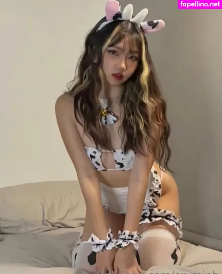 Aryminh 1 OnlyFans Thumbnail #0uYlrA77eA