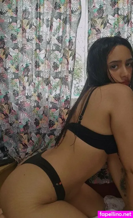 Asarabella22 OnlyFans Thumbnail #j5mL4i5qej