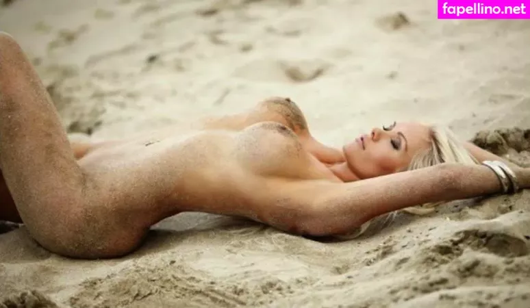 Asdis Ran OnlyFans Thumbnail #7WLjt82hgf