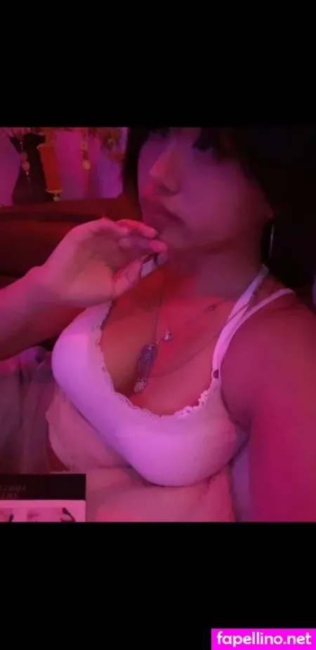 Ash Leyy1 OnlyFans Thumbnail #kuZvVhF3lW