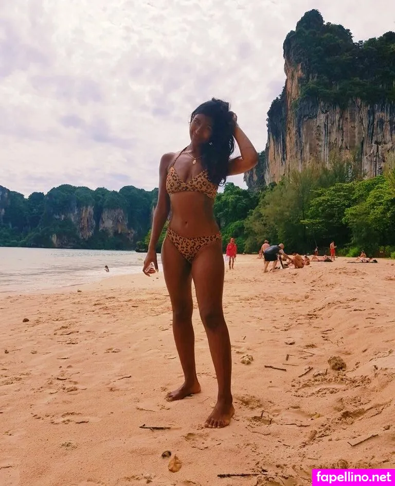 Ash Sarkar, ayocaesar Nude Leaked OnlyFans Photo #5a8CysGaOE