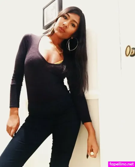 Ash Sarkar OnlyFans Thumbnail #aEMLi9hn4v