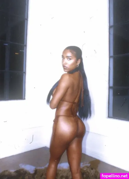 Ashabivinss OnlyFans Thumbnail #BQErXrhorb