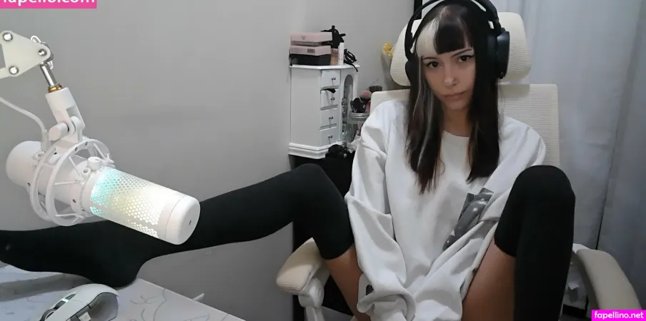 Ashbae Xx OnlyFans Thumbnail #XdFgT2REzr