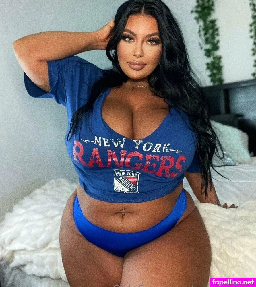 ashbovaxo Nude Leaked OnlyFans Photo #5EZNE3rLbl