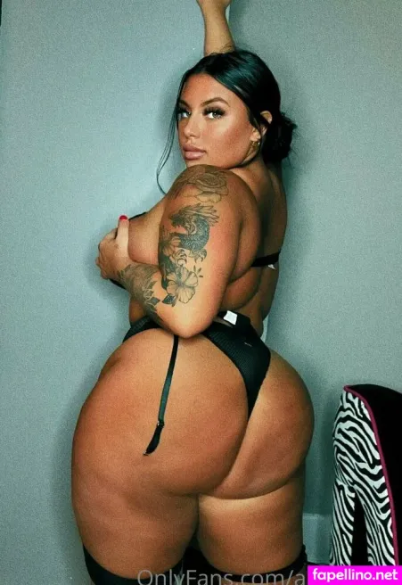 Ashbovaxo OnlyFans Thumbnail #9GhBsTOWN3