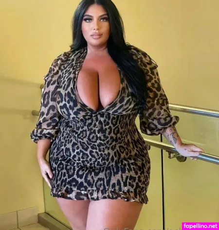 Ashbovaxo OnlyFans Thumbnail #OnrM1gEeXN