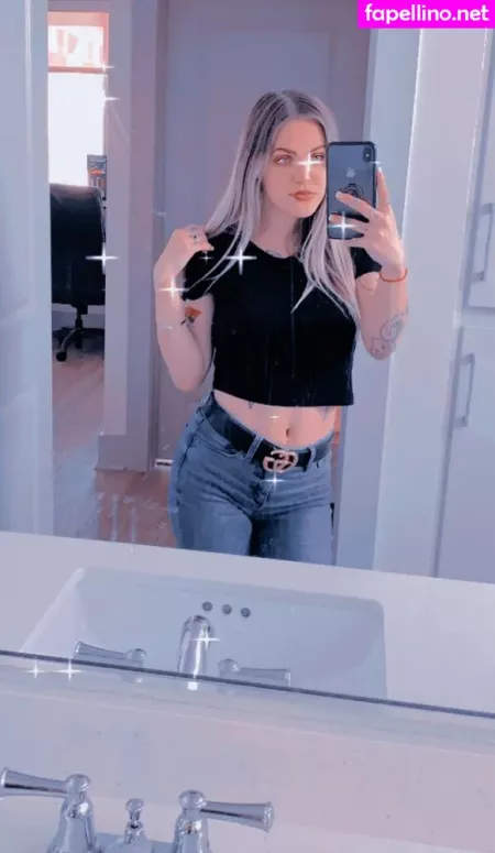 Ashhleyy696 OnlyFans Thumbnail #u5yiYFgT8F