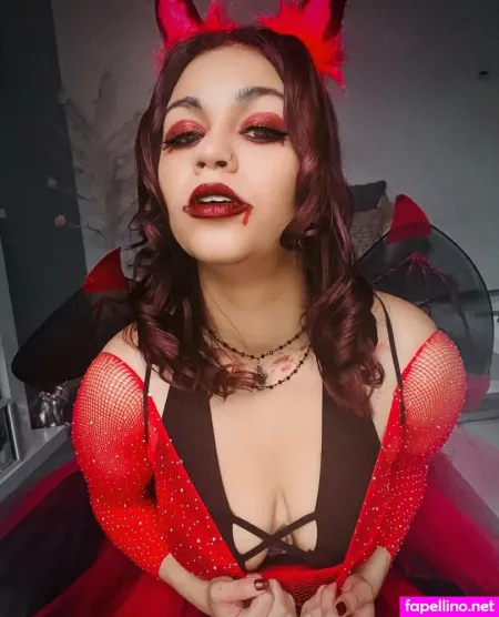 Ashlee Randoms OnlyFans Thumbnail #cWSGCYGVKq