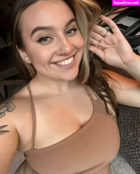 Ashleekummings OnlyFans Thumbnail #lC29ey7Nr3