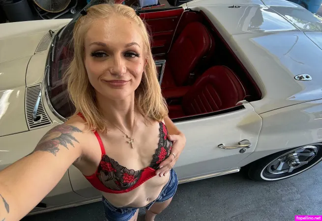 Ashleeyyhooee OnlyFans Thumbnail #Kf8ontoZ33