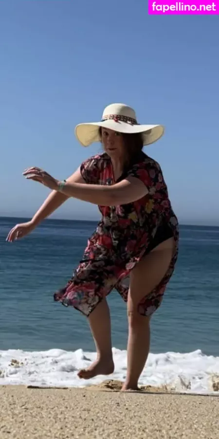 Ashleigh Burton OnlyFans Thumbnail #IgxnTrWeBW