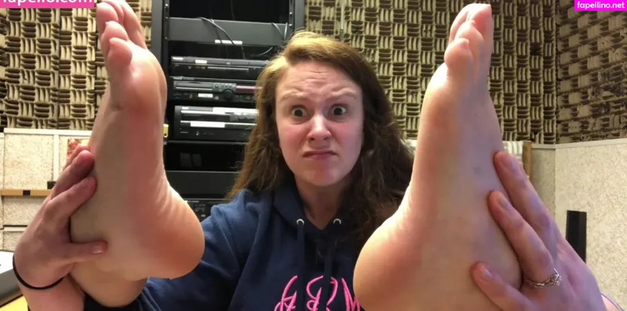 Ashleigh Burton OnlyFans Thumbnail #bx97r3VwF5