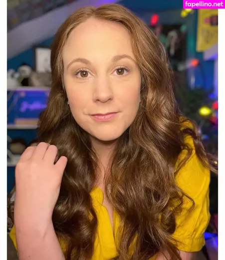 Ashleigh Burton OnlyFans Thumbnail #f2pnBZNJCq