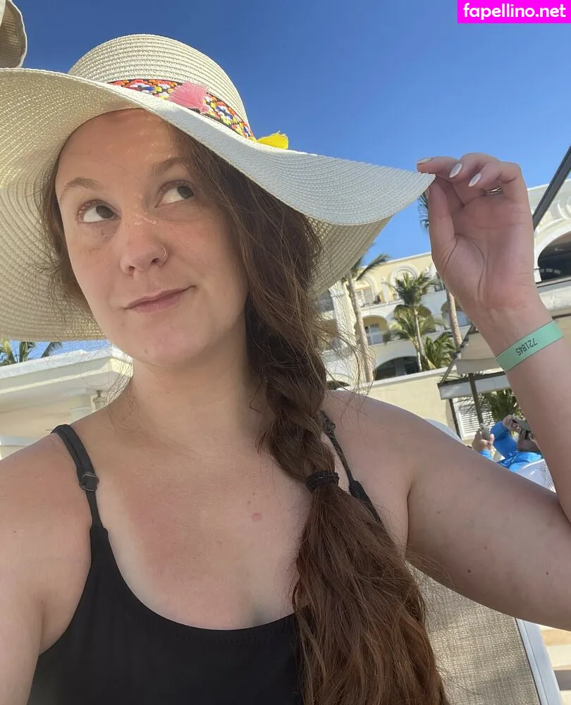 awk_ashleigh, awkwardashleigh Nude Leaked OnlyFans Photo #j2viY549Dh