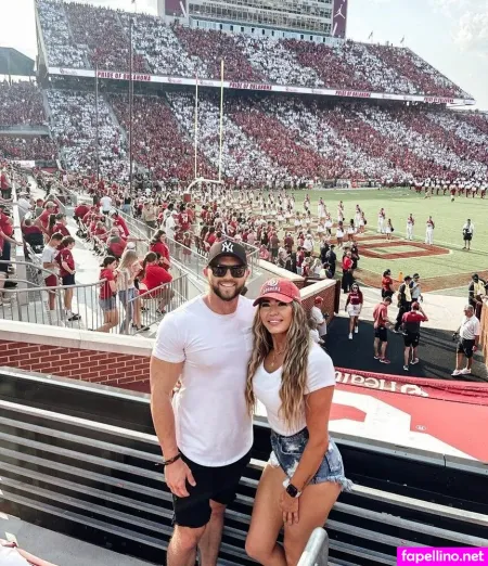 Ashleigh Lynnea OnlyFans Thumbnail #dPFAXj7MB0