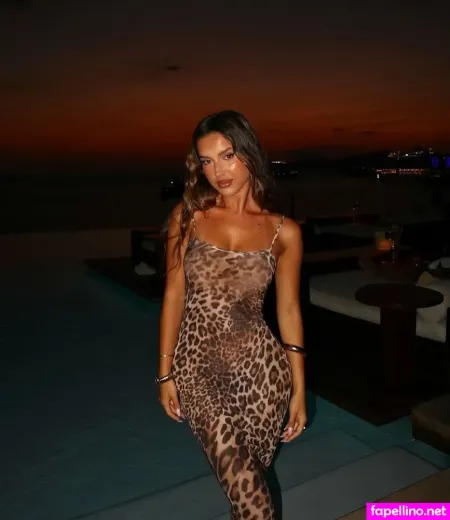 Ashleigh Menin OnlyFans Thumbnail #sOlhSpSBut