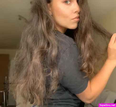 Ashleigh Stroude OnlyFans Thumbnail #28f2wKXFef