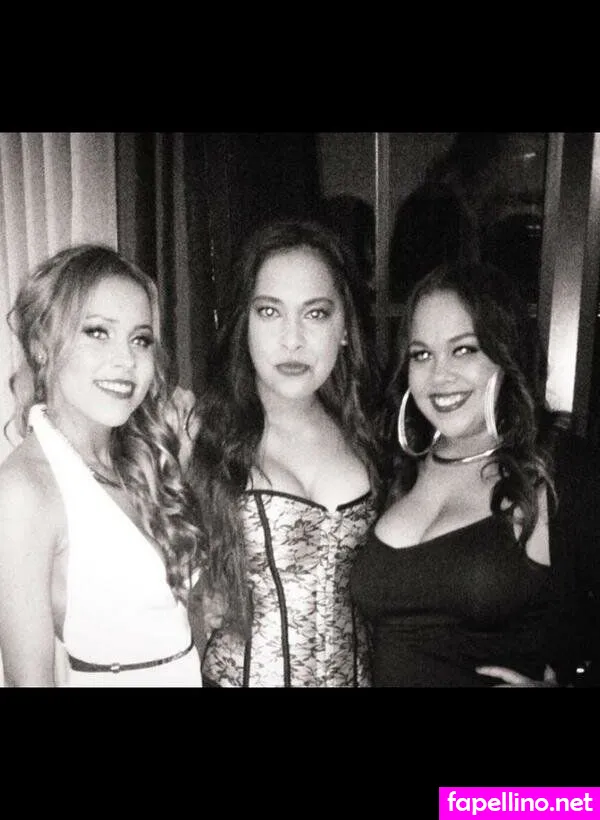 ash.stroude, ashleighstroude, ashtravel17, theashgraham Nude Leaked OnlyFans Photo #3KAyFEIImA