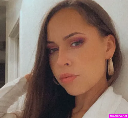 Ashleigh Stroude OnlyFans Thumbnail #BVJi6ULsnx