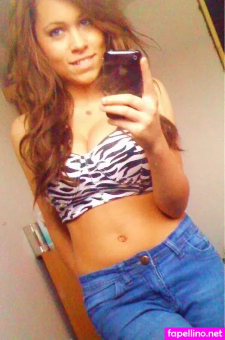 Ashleigh Stroude OnlyFans Thumbnail #ISQz07o2yd