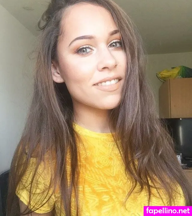 ash.stroude, ashleighstroude, ashtravel17, theashgraham Nude Leaked OnlyFans Photo #dFvXLXGg10