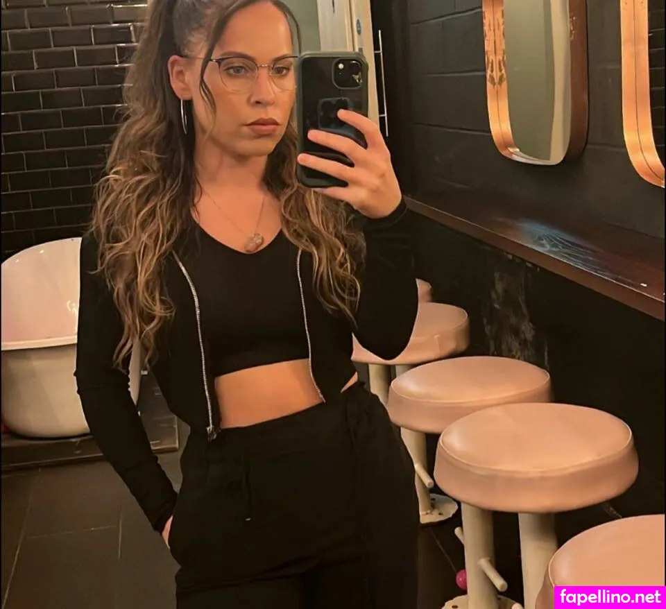 ash.stroude, ashleighstroude, ashtravel17, theashgraham Nude Leaked OnlyFans Photo #q1hugTt0Hf