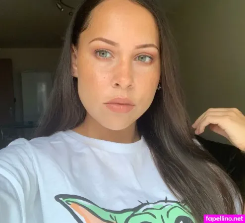 Ashleigh Stroude OnlyFans Thumbnail #tlPY6A7YPK