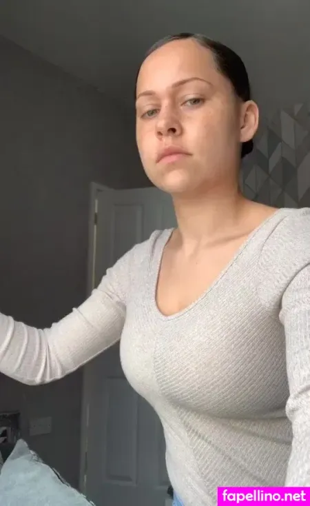 Ashleigh Stroude OnlyFans Thumbnail #v4wngDgxPn