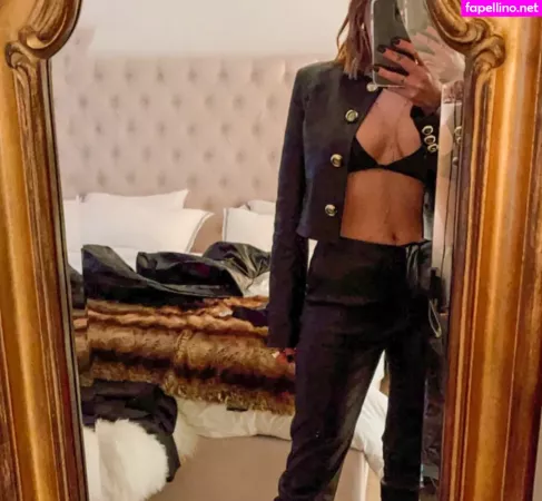 Ashley Benson OnlyFans Thumbnail #68Cb3DinfA