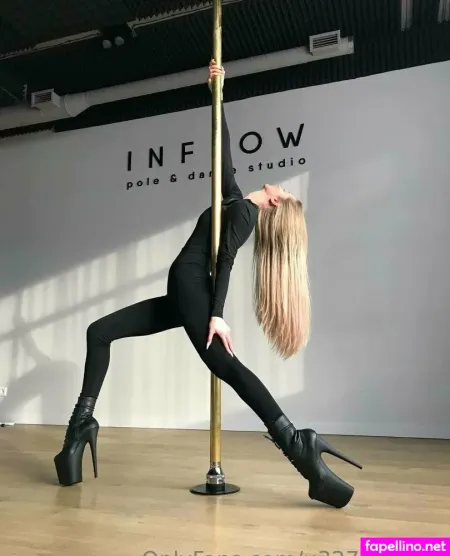 Ashley Blonde OnlyFans Thumbnail #5UV0c0jjQO