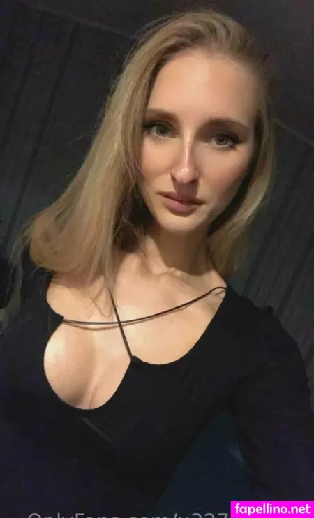 Ashley Blonde OnlyFans Thumbnail #FW23OfYwvA