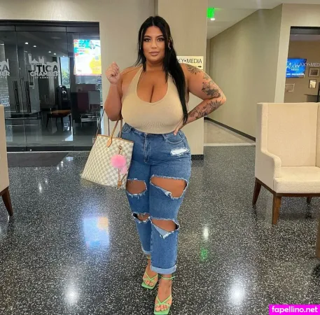 Ashley Bova OnlyFans Thumbnail #EyecnBfUDF