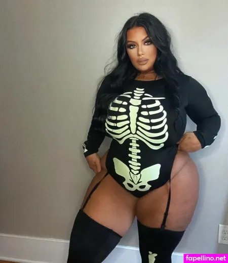 Ashley Bova OnlyFans Thumbnail #NZEiy4jqSo