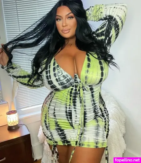 Ashley Bova OnlyFans Thumbnail #QKdgXMqzTu