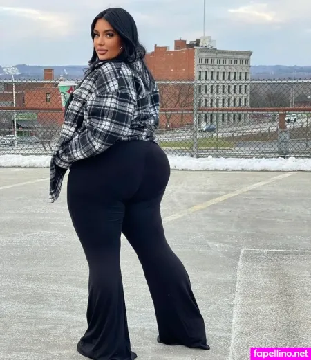 Ashley Bova OnlyFans Thumbnail #VKHVoXlXyZ