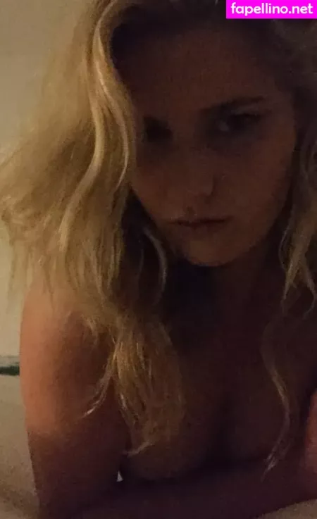 Ashley Bradley OnlyFans Thumbnail #B2w1LjcXIn