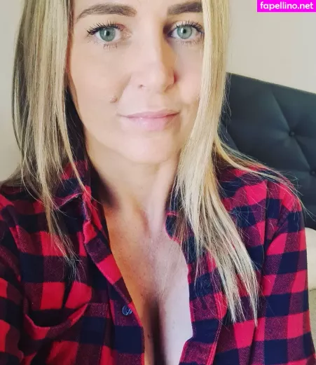 Ashley Campbell OnlyFans Thumbnail #R7tLL3sLYl