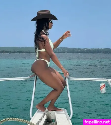 Ashley Cunningham OnlyFans Thumbnail #XnZpLmVRcr