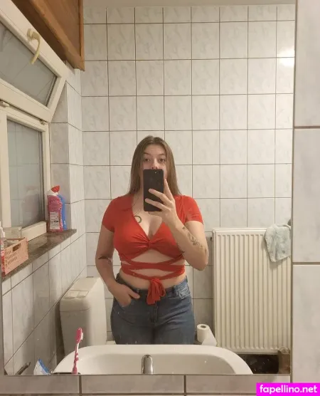 Ashley Dwm OnlyFans Thumbnail #0WvyOKC64O