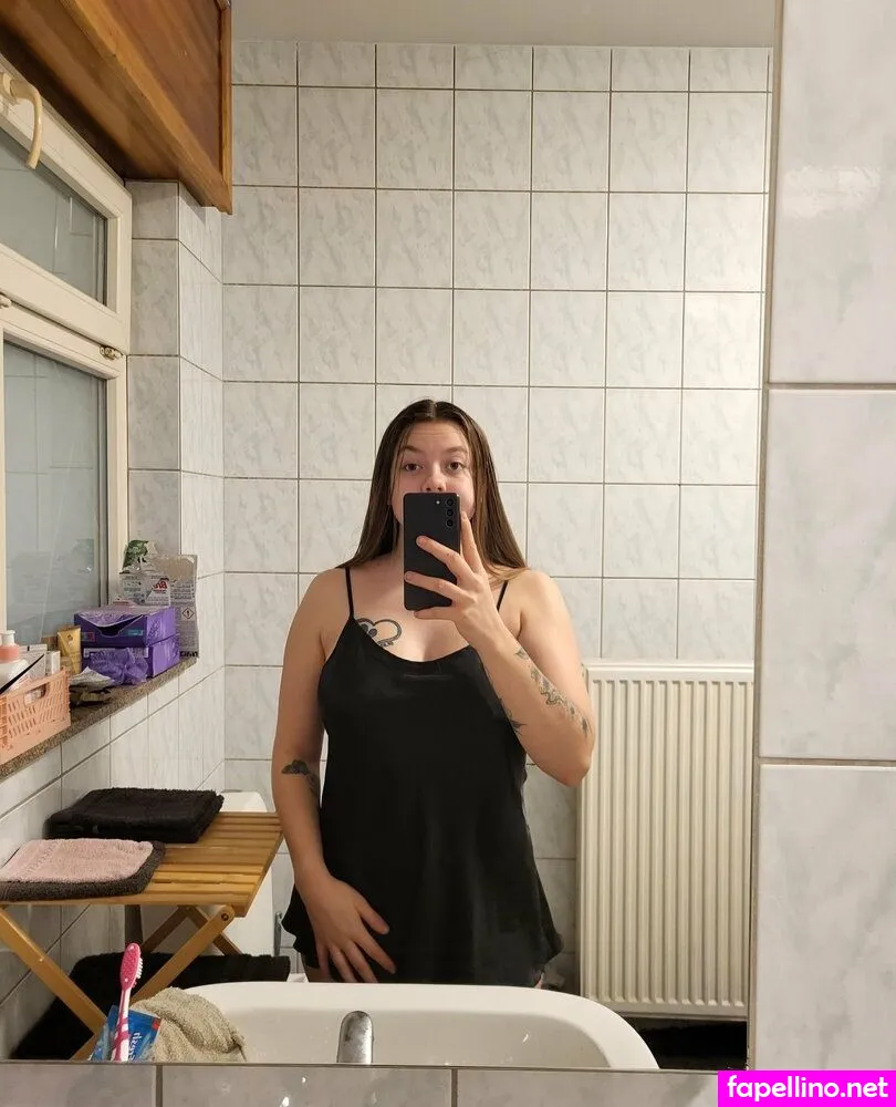 ashley.dwm02, ashley_dwm Nude Leaked OnlyFans Photo #5enacwzsFL