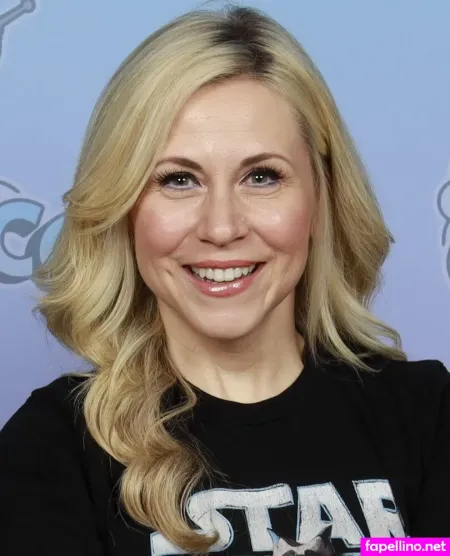 Ashley Eckstein photo