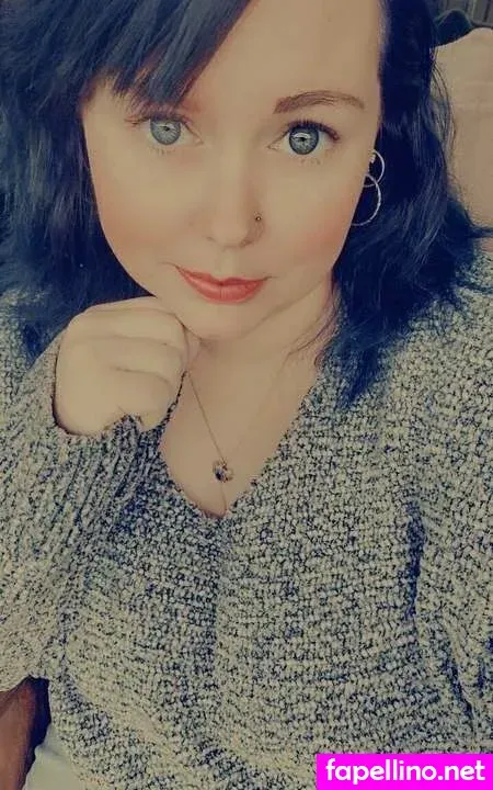 Ashley Faye OnlyFans Thumbnail #f9X2C1b9LM