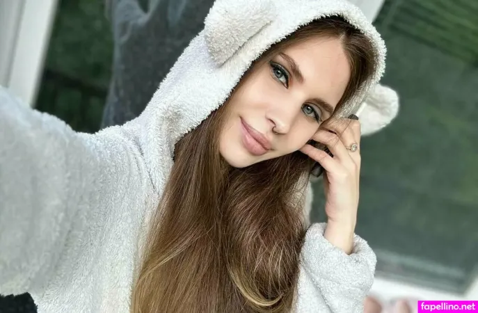 Ashley Forest Mavka OnlyFans Thumbnail #5CoEebi7jZ