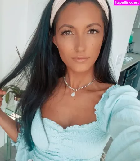 Ashley Hannawacker OnlyFans Thumbnail #DGfc2hTIX5