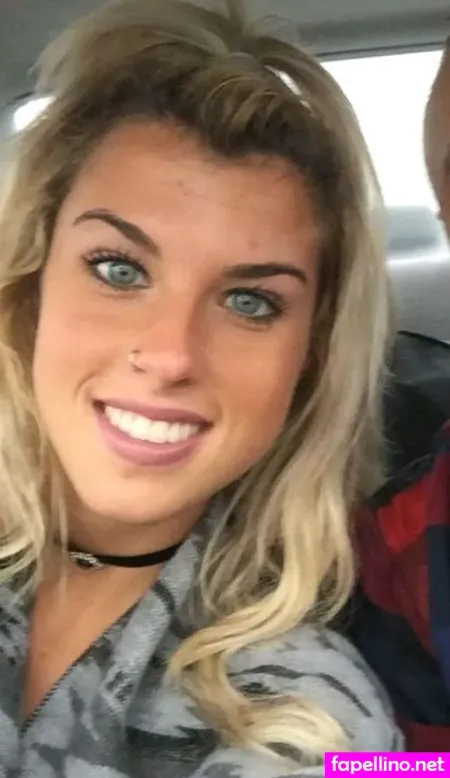 Ashley Holiday OnlyFans Thumbnail #fgUR9xOiua